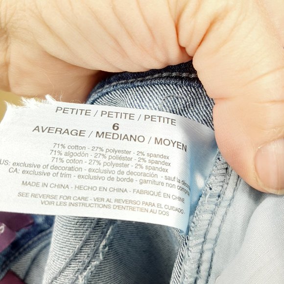 Brand New High Rise Famous Gloria Vanderbilt AMANDA Slimming Jeans!!! - Picture 13 of 14